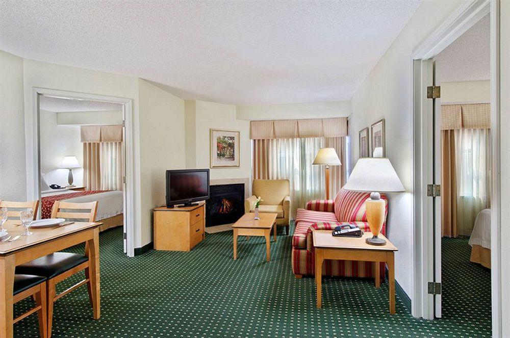 Residence Inn By Marriott Detroit / Novi Zimmer foto
